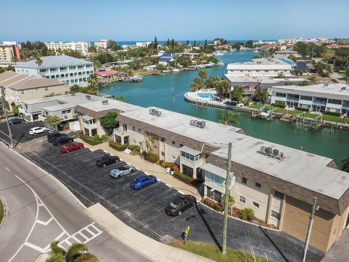 Funshine Pointe Capri Apartment St. Pete Beach Exterior photo