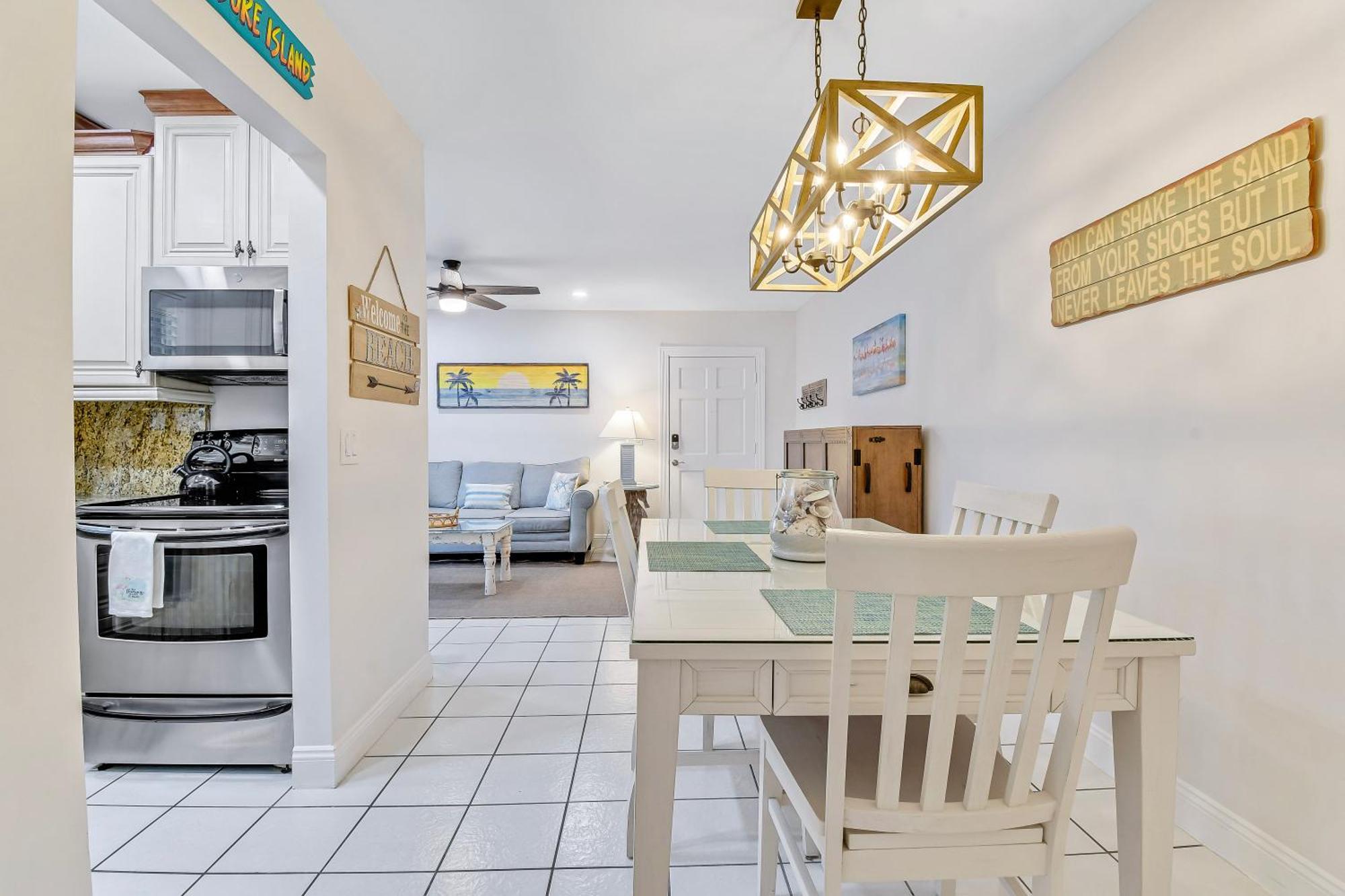 Funshine Pointe Capri Apartment St. Pete Beach Exterior photo